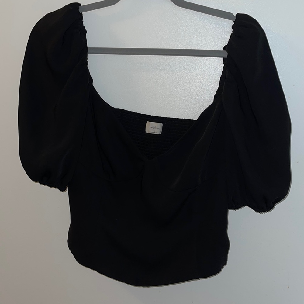Aritzia black blouse